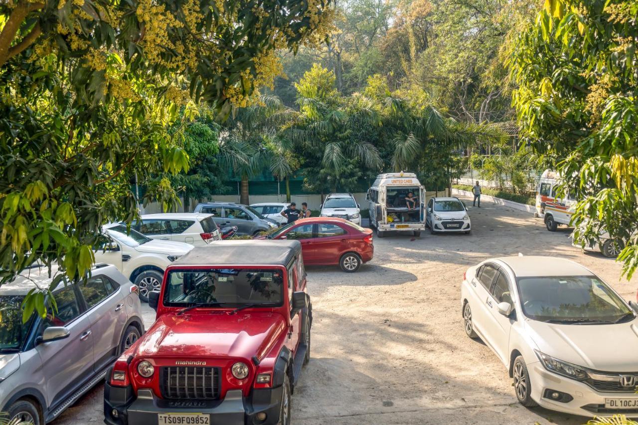 Atulya Resorts With 3Hr Early Check In Rāmnagar Buitenkant foto