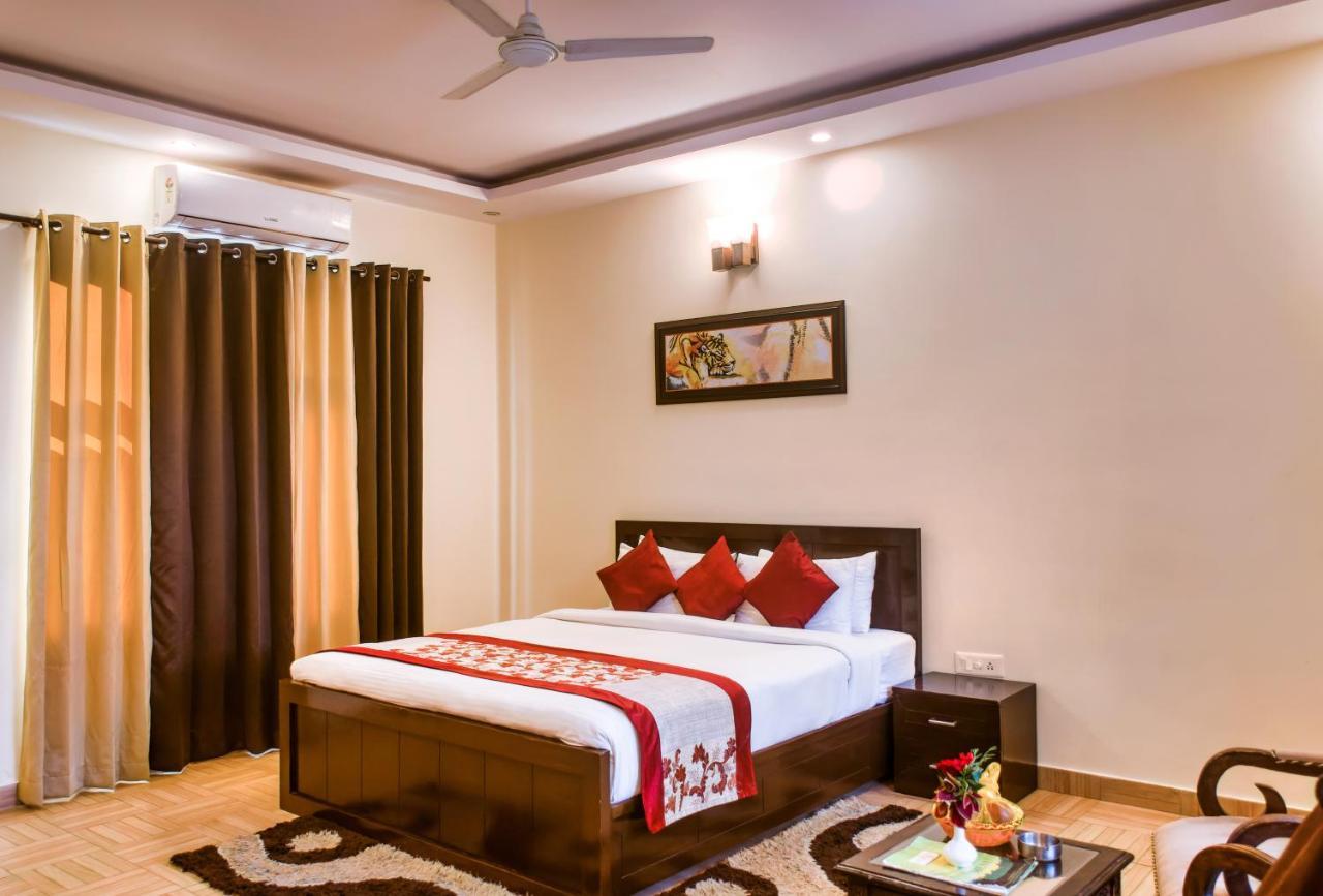 Atulya Resorts With 3Hr Early Check In Rāmnagar Buitenkant foto