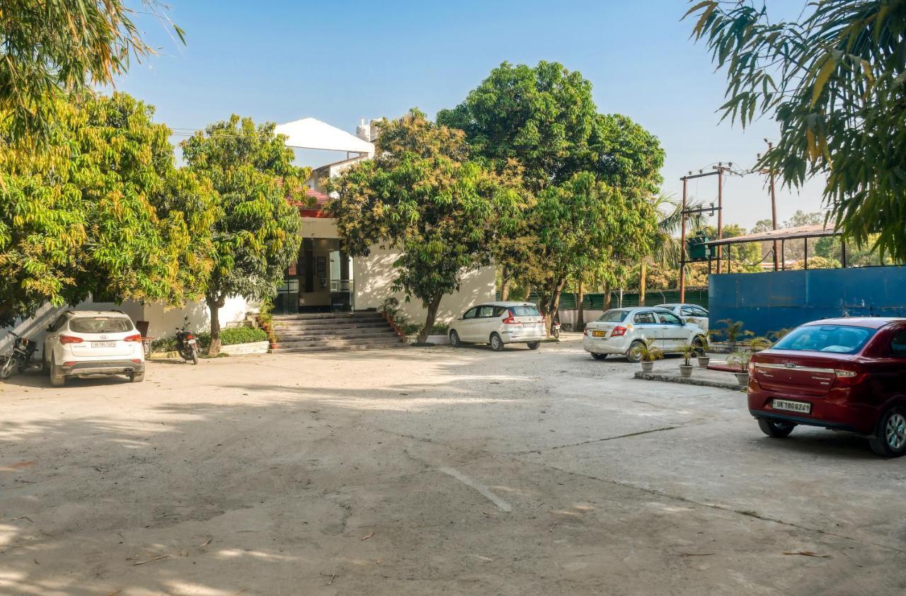 Atulya Resorts With 3Hr Early Check In Rāmnagar Buitenkant foto