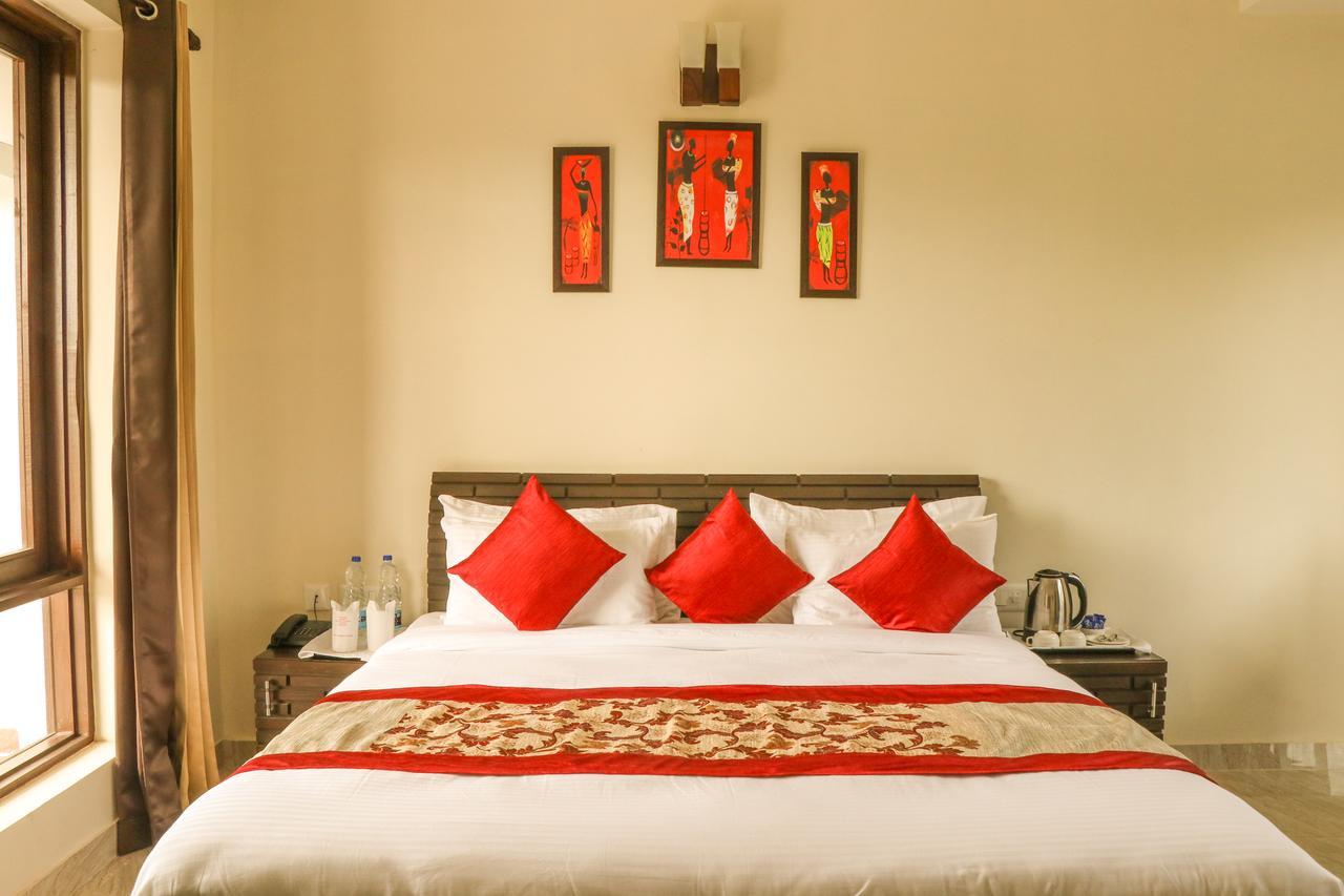 Atulya Resorts With 3Hr Early Check In Rāmnagar Buitenkant foto