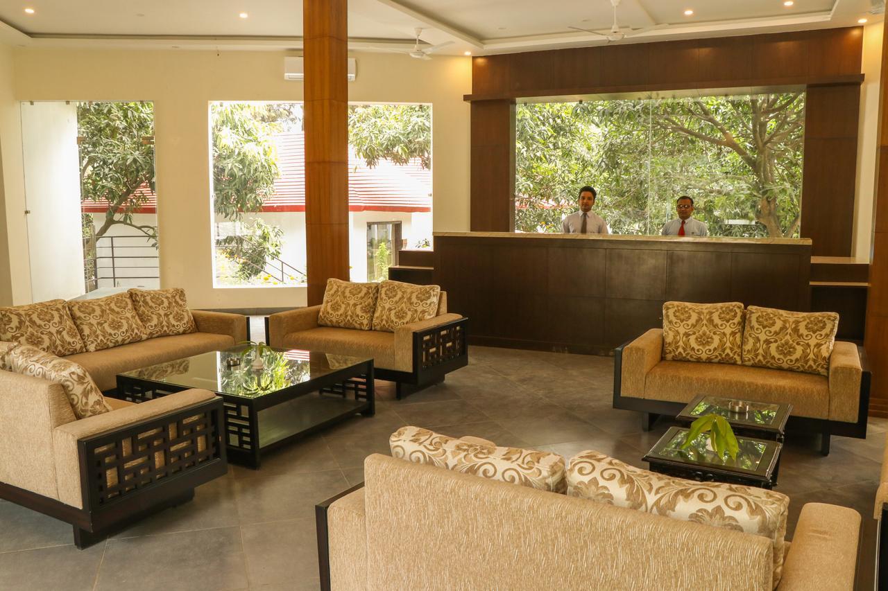 Atulya Resorts With 3Hr Early Check In Rāmnagar Buitenkant foto